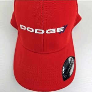 New W/tags Dodge Stripe‎ Licensed Cotton Sandwich Brim Fitted Red Hat Cap